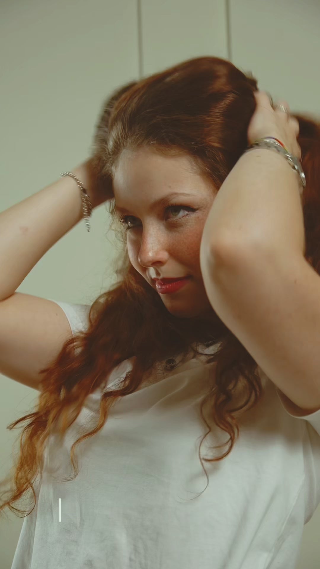 Carica video: Le Gloss Shampoo