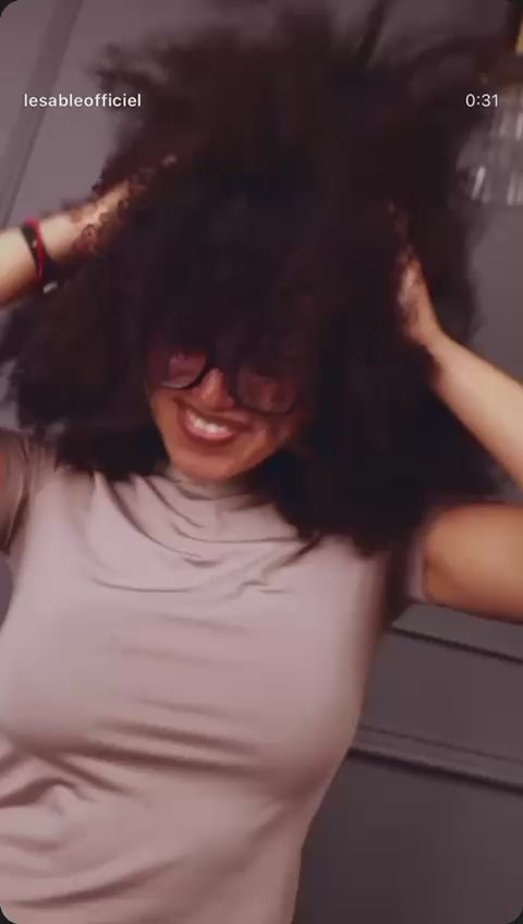 Carica video: Crown Ritual