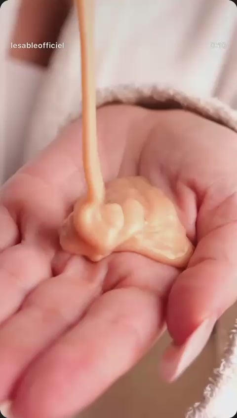 Carica video: Le Gloss Shampoo